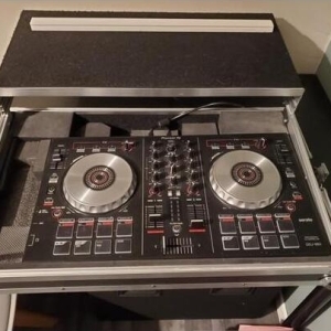 Pioneer DDJ SB2 + flight case