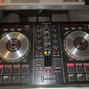 Pioneer DDJ SB2 + flight case