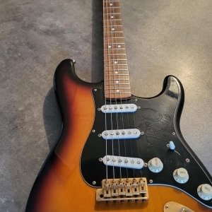 Fender stratocaster srv us