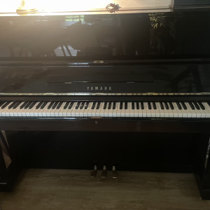 Yamaha U1