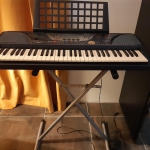 Synthetiseur Yamaha  PSR 270