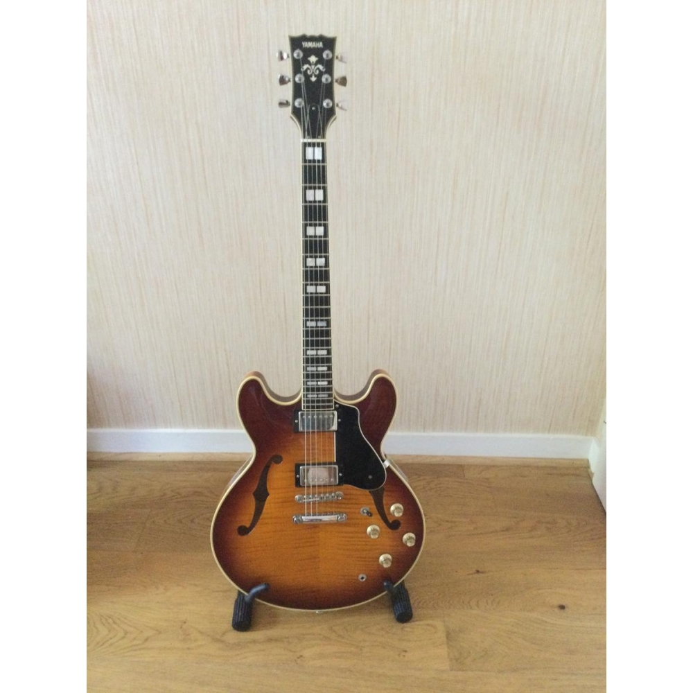 Yamaha SA 2200 Guitare électrique 1/4 de Caisse