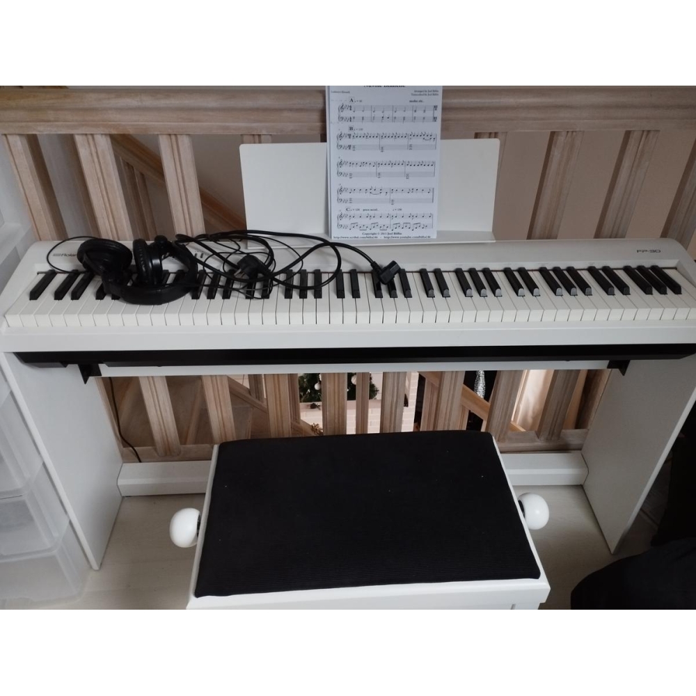 Roland FP30 Piano numérique