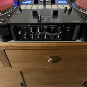 1 TABLE PIONEER DJM S11 LIMITED + 2 PLATINES PIONEER -PLX-CRSS12