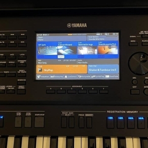 Yamaha PSR SX900 + Jamo A30Sub