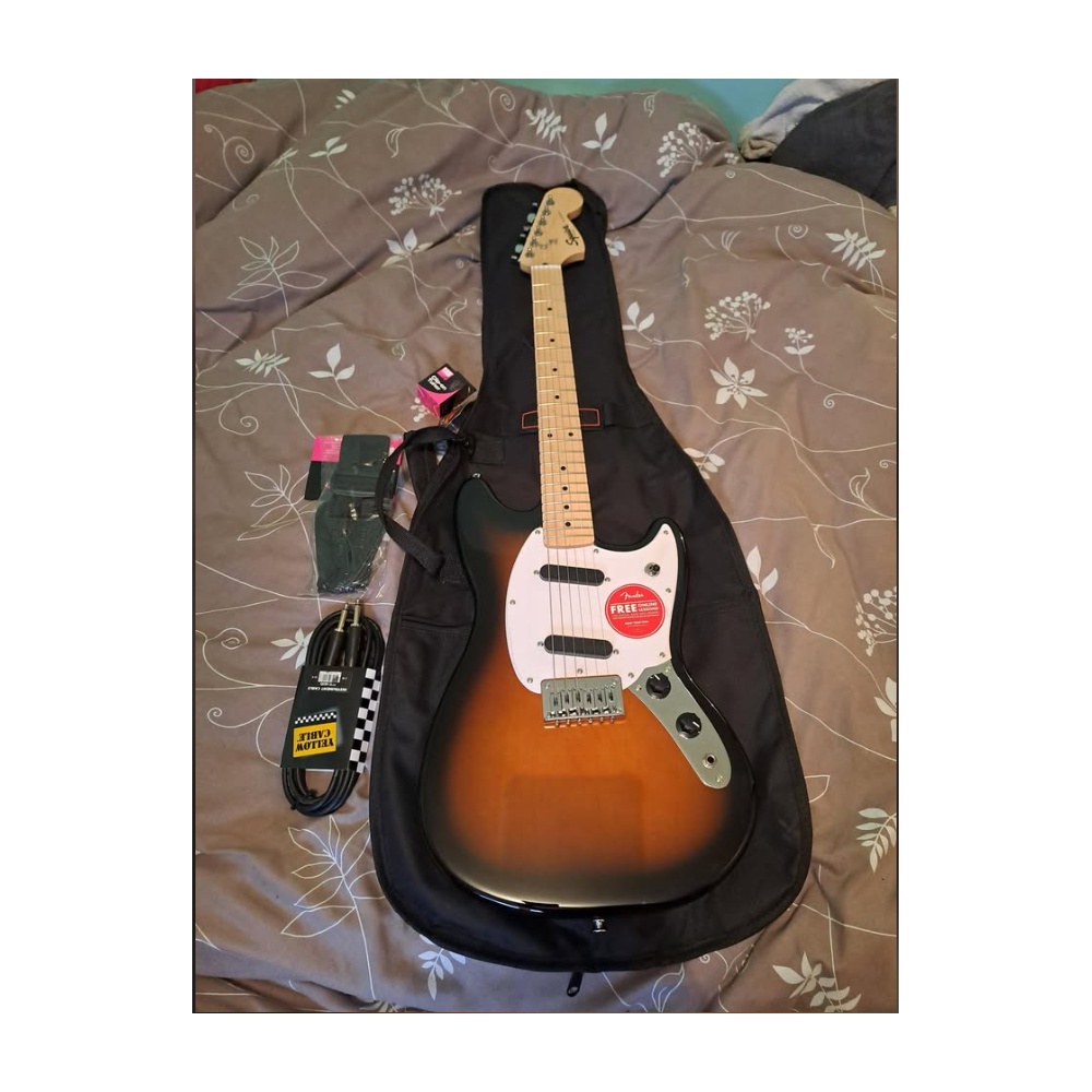 Pack Guitare Electrique Squier Sonic Stratocaster