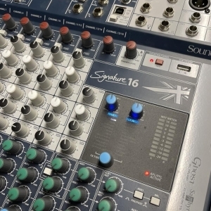 Soundcraft Signature