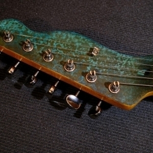 Telecaster Thinline Oxydé Bronze Style Trussart