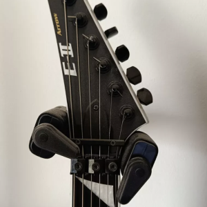 ESP E-II Arrow FR Noir Dégradé Argenté avec étui