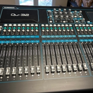 Allen & Heath Qu-32