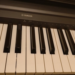 Yamaha P-45 Piano