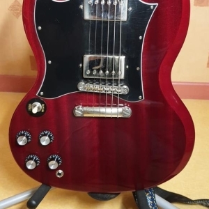 Epiphone SG standard cherry modèle gaucher