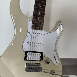 Yamaha pacifica