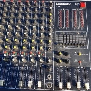 Montarbo 772 16/4/2 - table de mixage