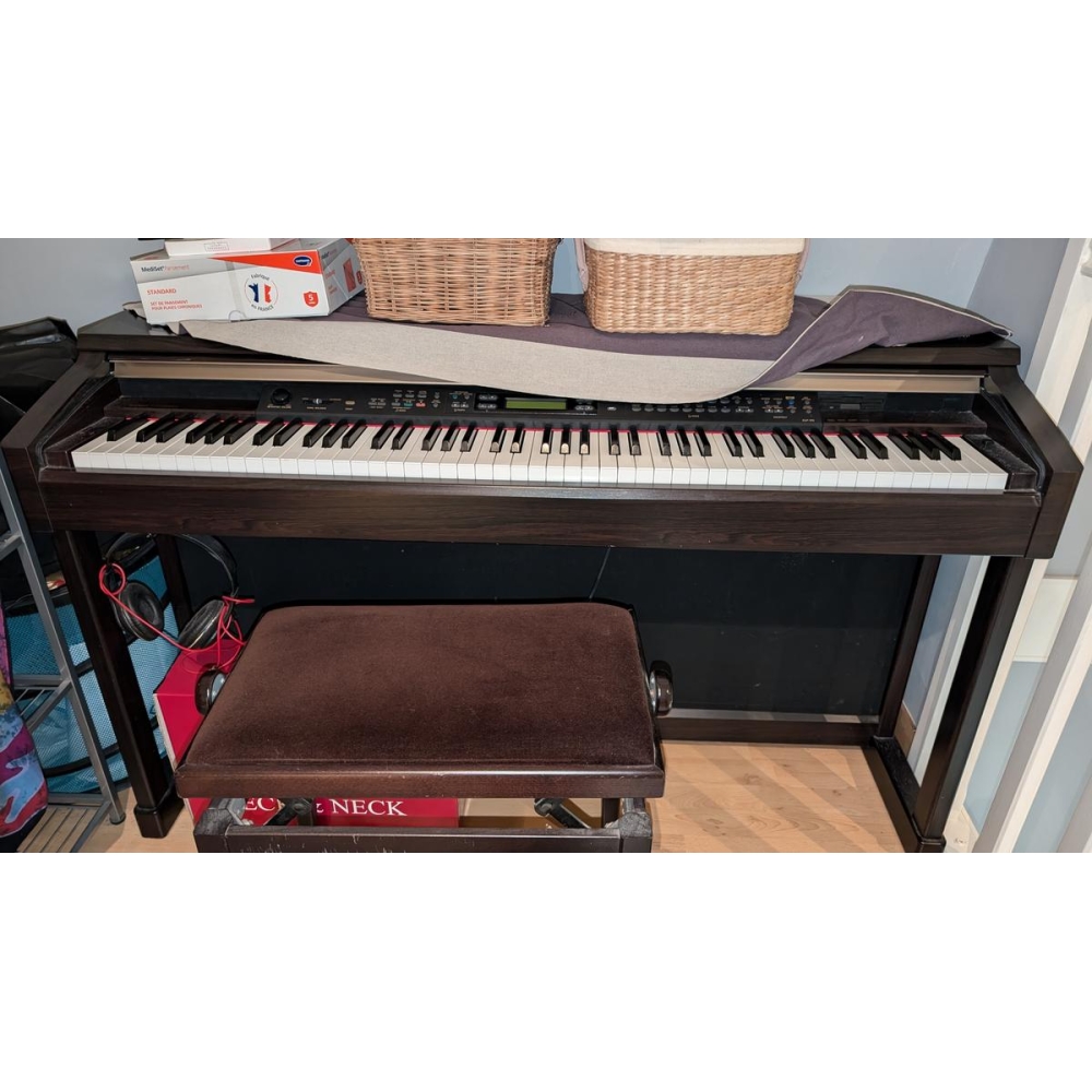 Yamaha CLP 170 - Clavinova