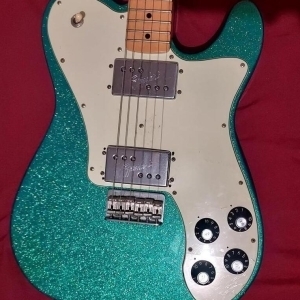 Fender Telecaster Deluxe 72 Blue Sparkle Tele réédition 2012