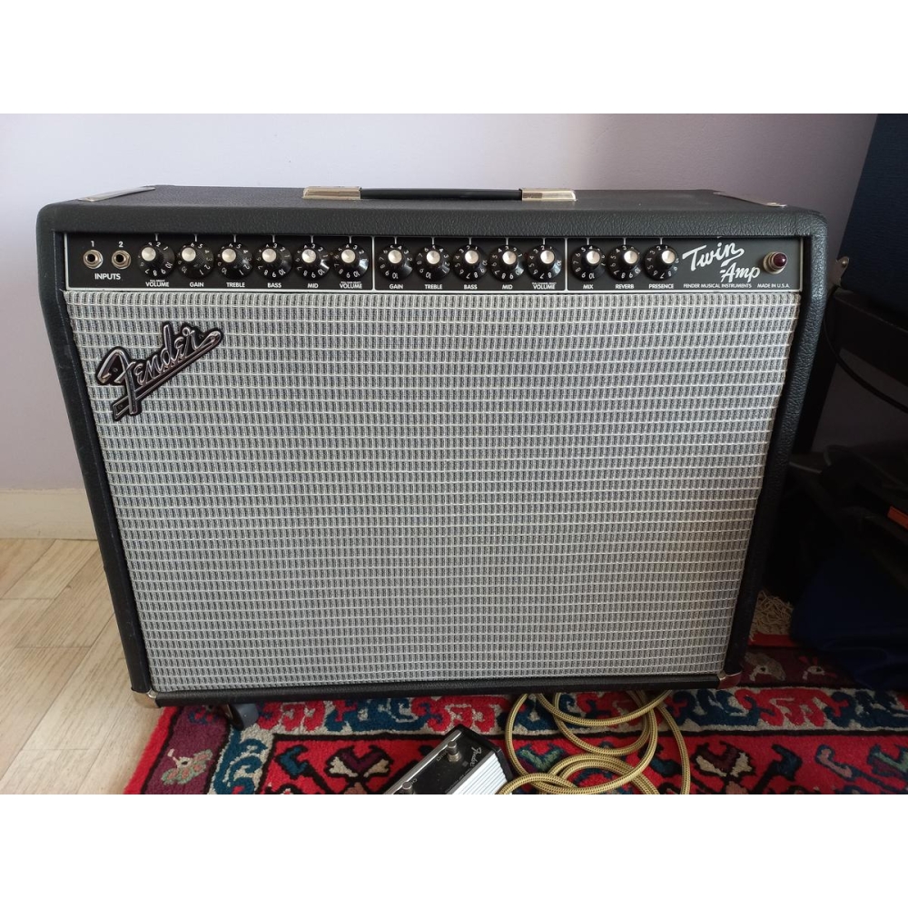 Fender Twin amp