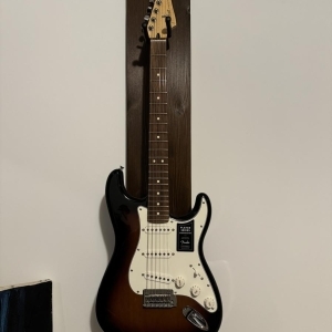 Fender Stratocaster