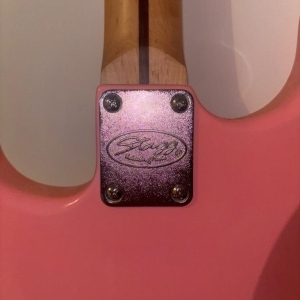 Stagg Stratocaster Pink