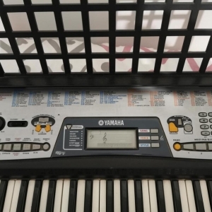 Yamaha PSR-175