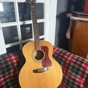 Guitare Guild JF 30