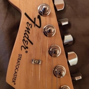 Fender Stratocaster Gaucher Mexique 2009