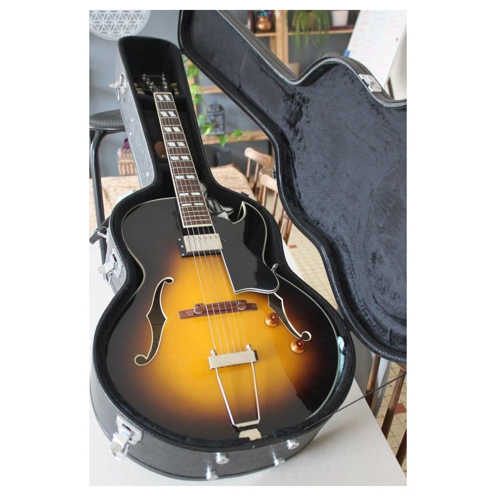 Eastman AR 371 - Guitare Jazz