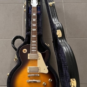 Epiphone Les Paul Limited Edition + Roland Cube 40XL