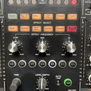 Pioneer DJM-2000NXS