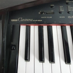 Yamaha Clavinova CVP 85A