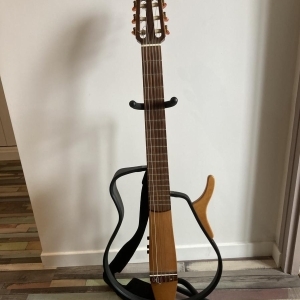 Yamaha Silent Guitar SLG 100 N