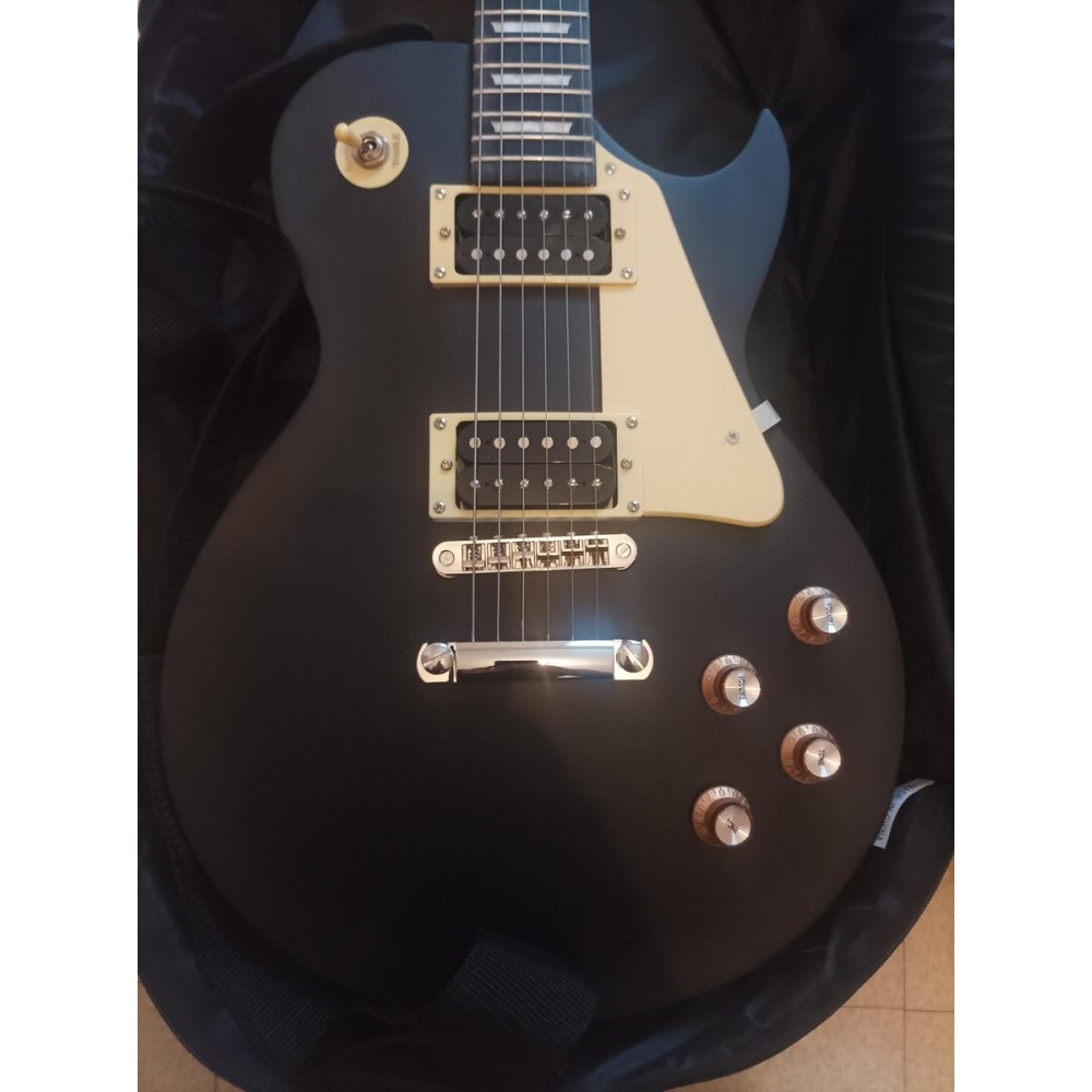 Harley Benton guitare électrique avec ampli et accessoires