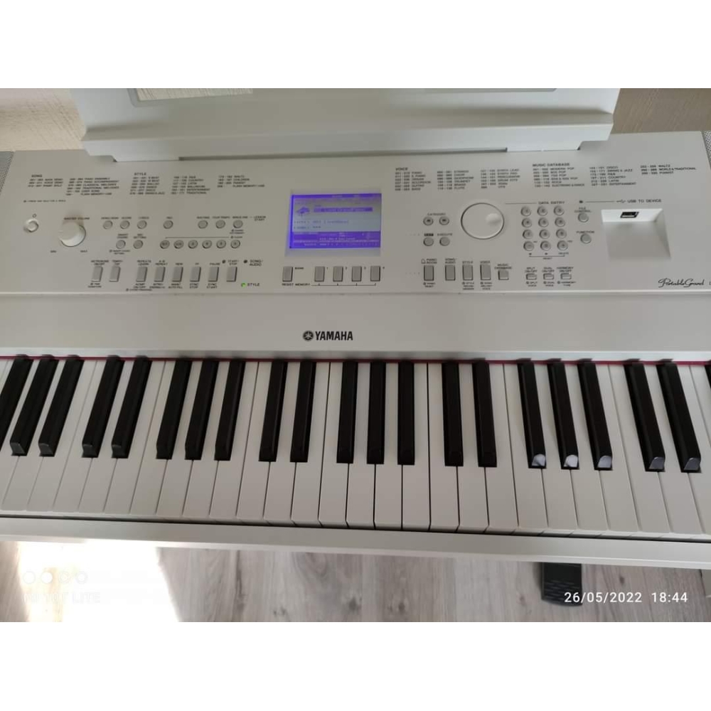 Yamaha WDGX-660 blanc