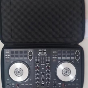 Pioneer DDJ-SB3 + housse de protection