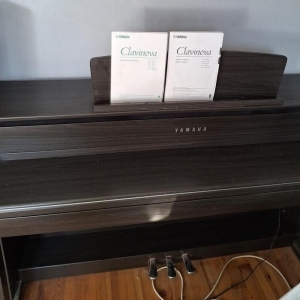 Yamaha Clavinova CLP675 88 (à réparer)