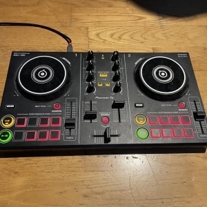 Pioneer ddj-200