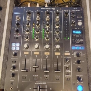 Pioneer XDJ-1000MK2 + DJM-750MK2