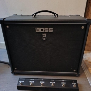 Fender / Boss / Nux Pack guitare électrique