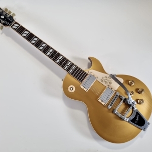 Gibson LP-295 Les Paul 2008 Goldtop Guitar of the Month 4