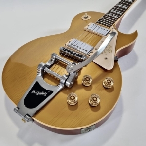 Gibson LP-295 Les Paul 2008 Goldtop Guitar of the Month 4