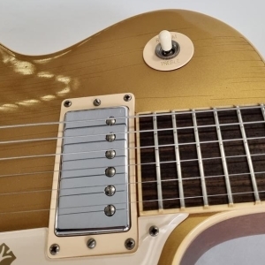 Gibson LP-295 Les Paul 2008 Goldtop Guitar of the Month 4