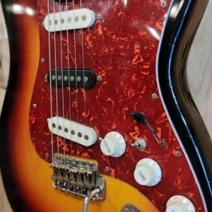 Arirang (Samick) Stratocaster EG4037