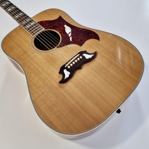 Gibson Dove 2008 Antique Natural