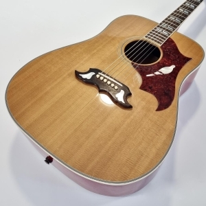 Gibson Dove 2008 Antique Natural