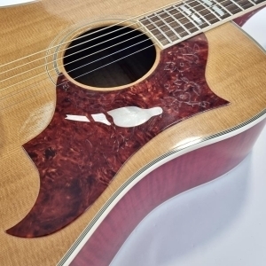 Gibson Dove 2008 Antique Natural