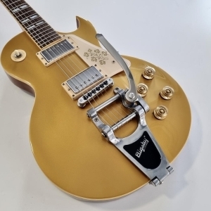 Gibson LP-295 Les Paul 2008 Goldtop Guitar of the Month 4