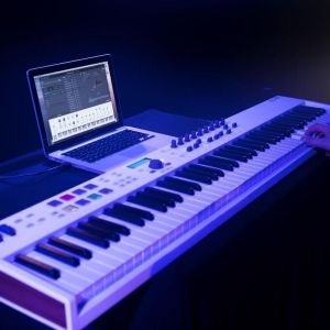 Arturia KeyLab Essential 88 - Blanc