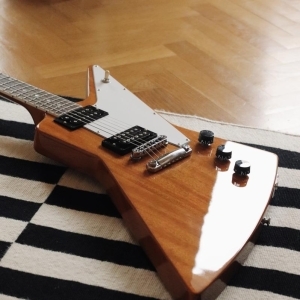 Gibson Explorer 70´s antique natural