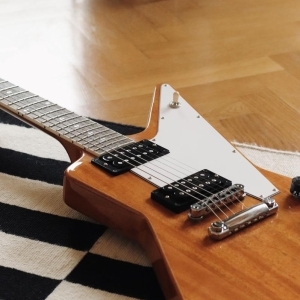 Gibson Explorer 70´s antique natural