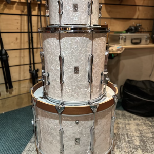 British Drum Company Lounge Series 22" Wind. Pearl